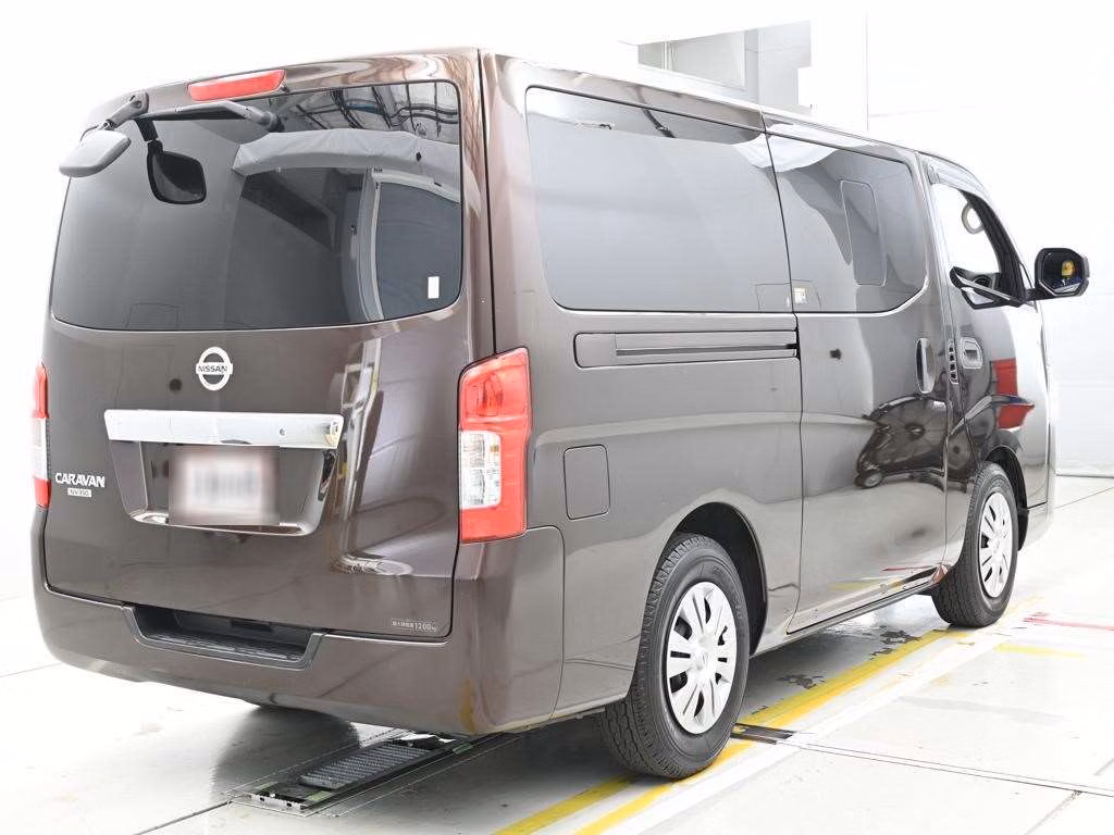 NISSAN NV350 CARAVAN