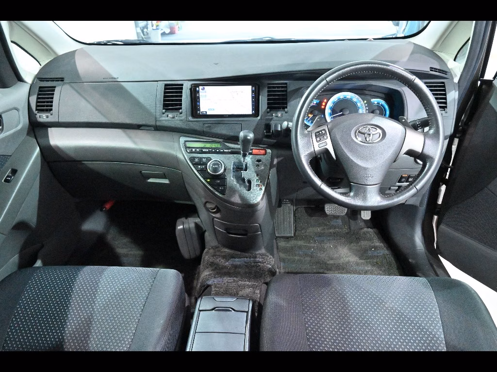 TOYOTA ISIS