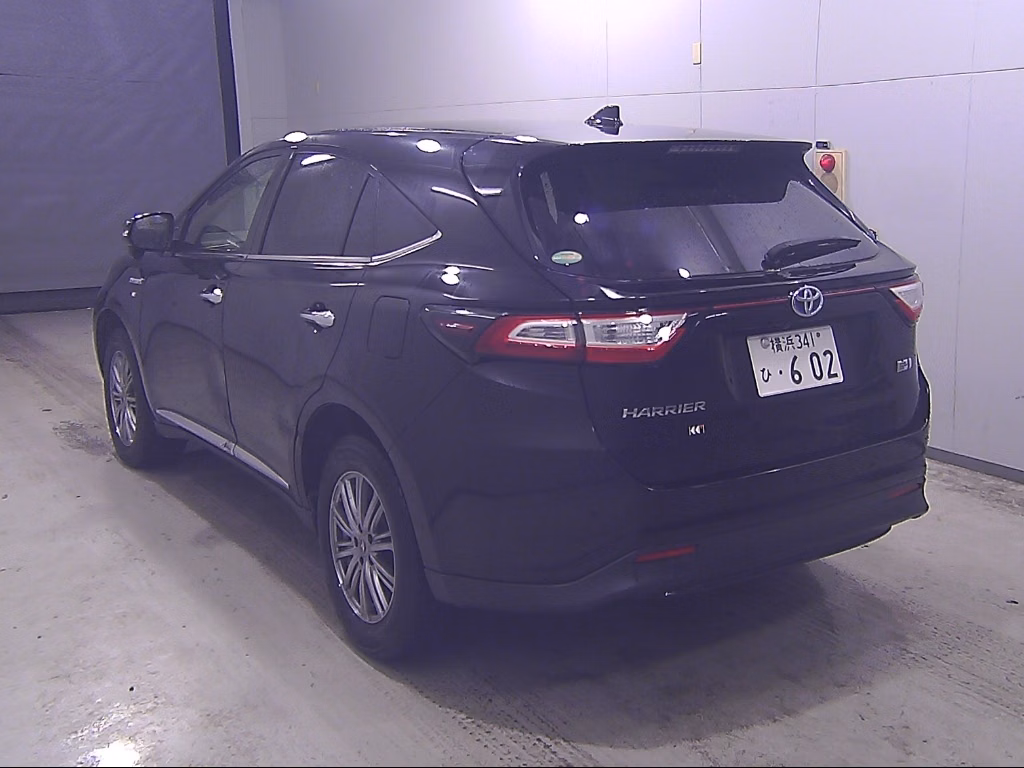 TOYOTA HARRIER