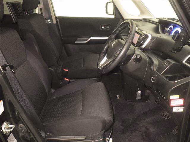 MITSUBISHI DELICA D:2