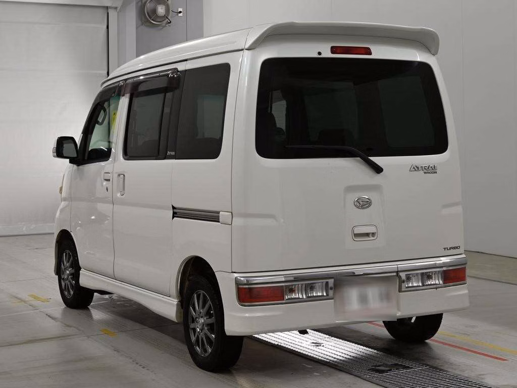 DAIHATSU ATRAI