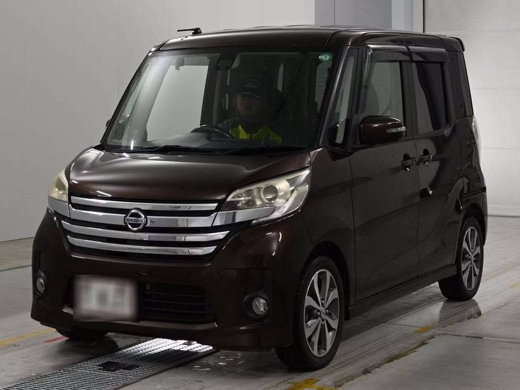 NISSAN DAYZ ROOX
