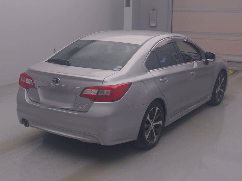 SUBARU LEGACY B4