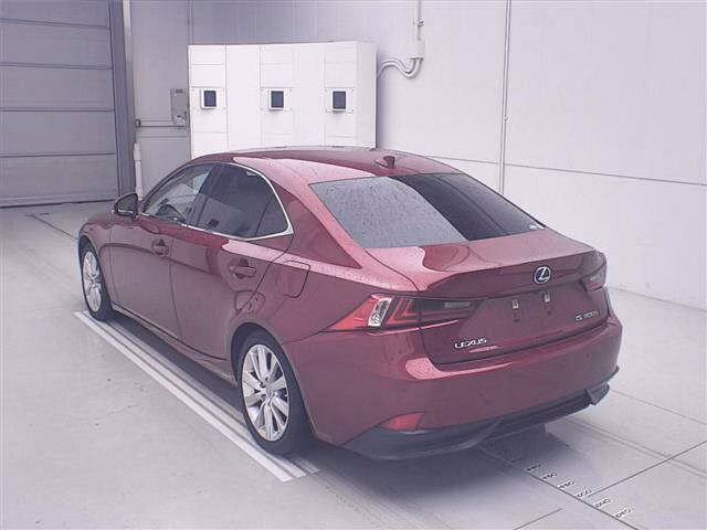 LEXUS IS300H