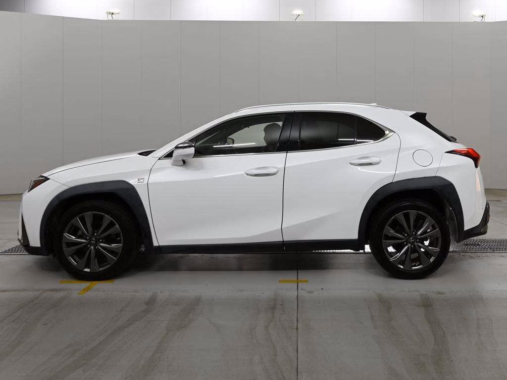LEXUS UX200
