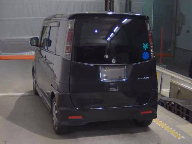 SUZUKI PALETTE