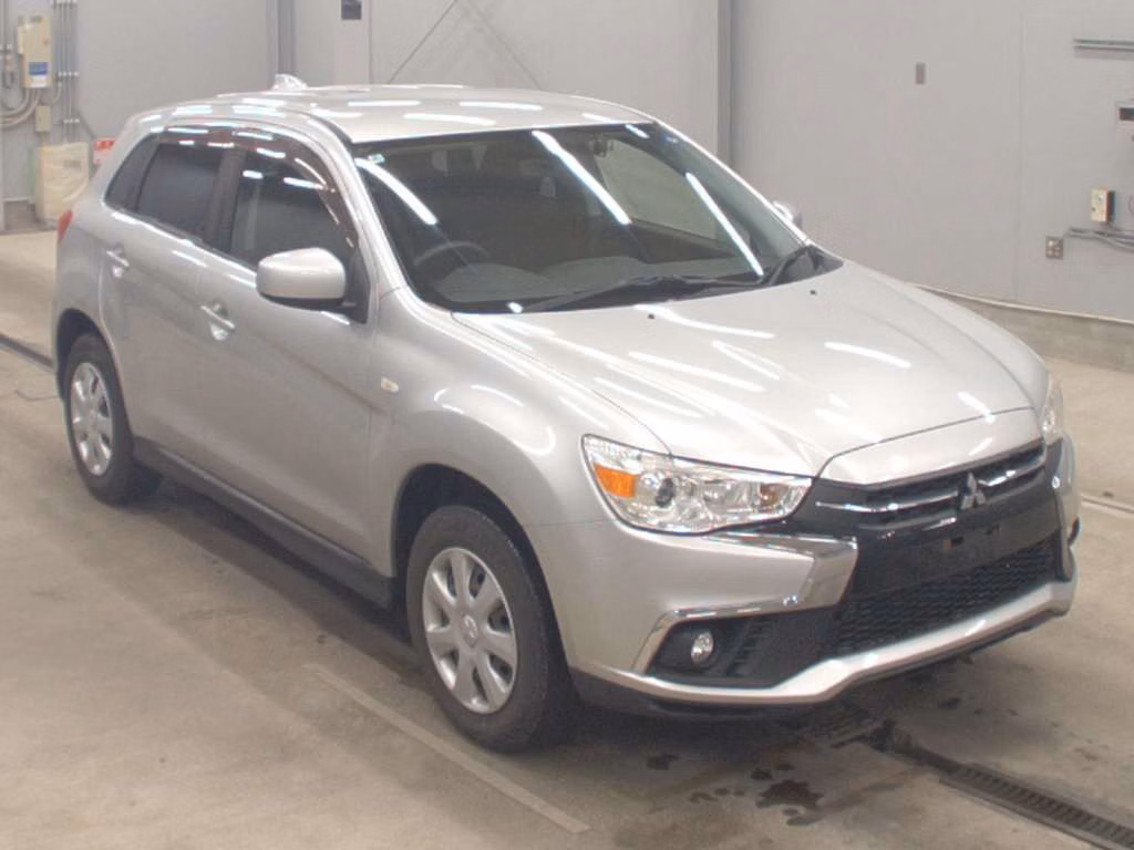 MITSUBISHI RVR