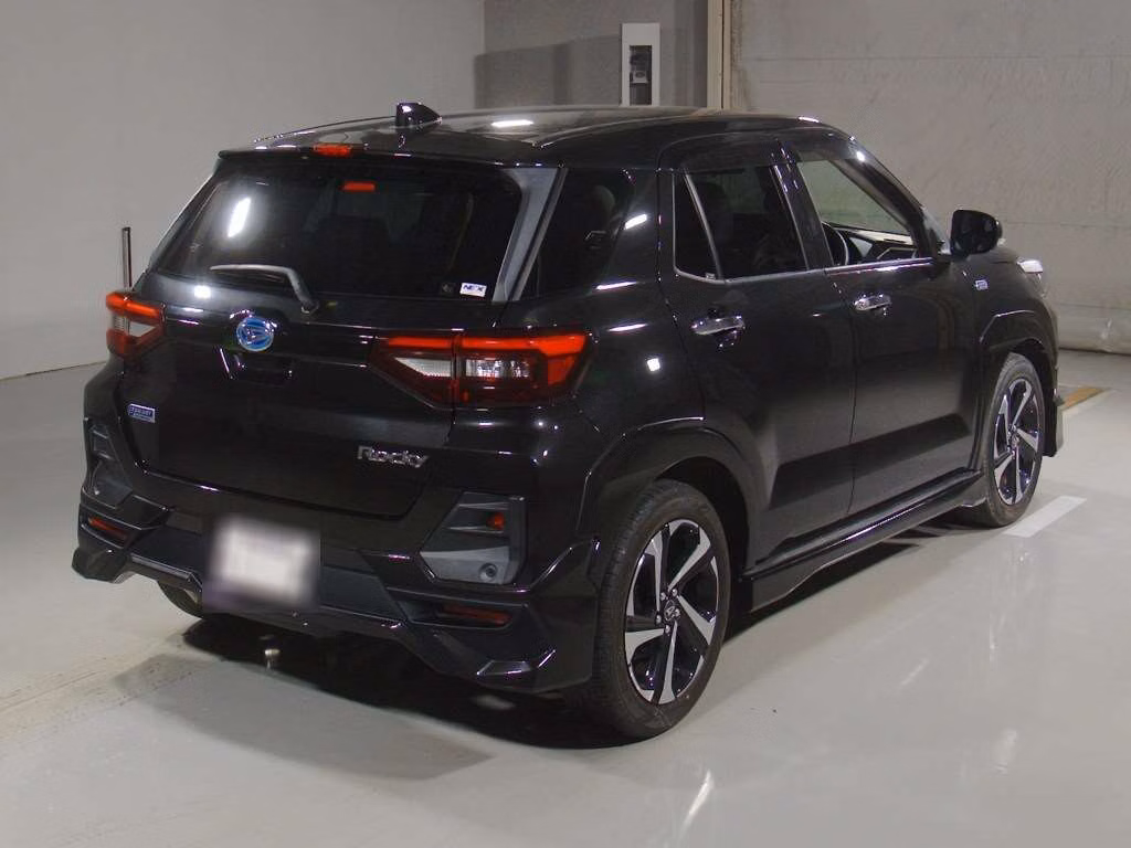DAIHATSU ROCKY