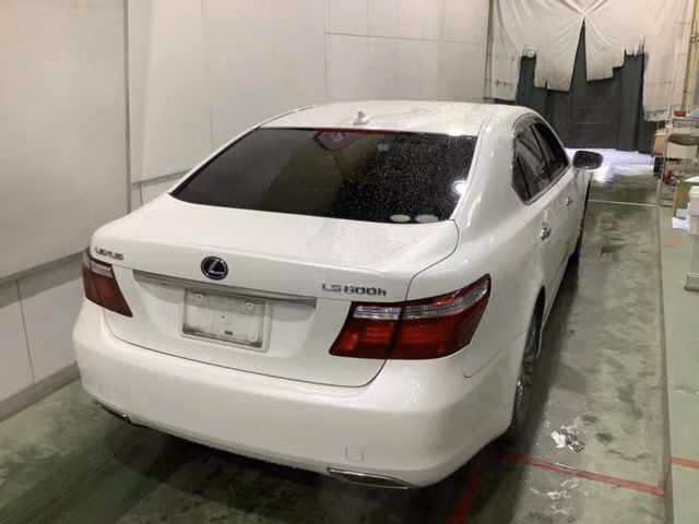LEXUS LS600H