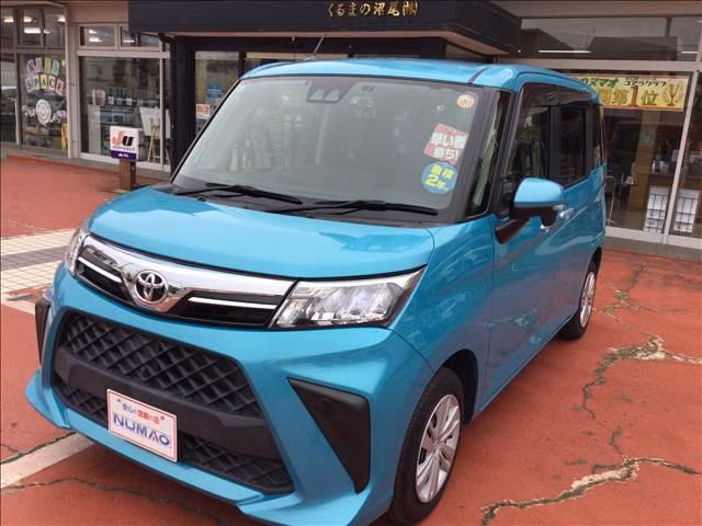 TOYOTA ROOMY