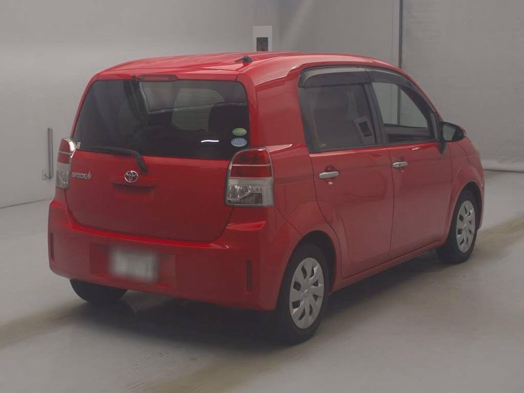 TOYOTA SPADE