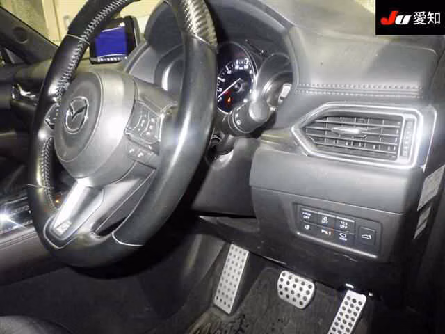 MAZDA CX-8