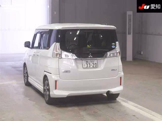 MITSUBISHI DELICA D:2