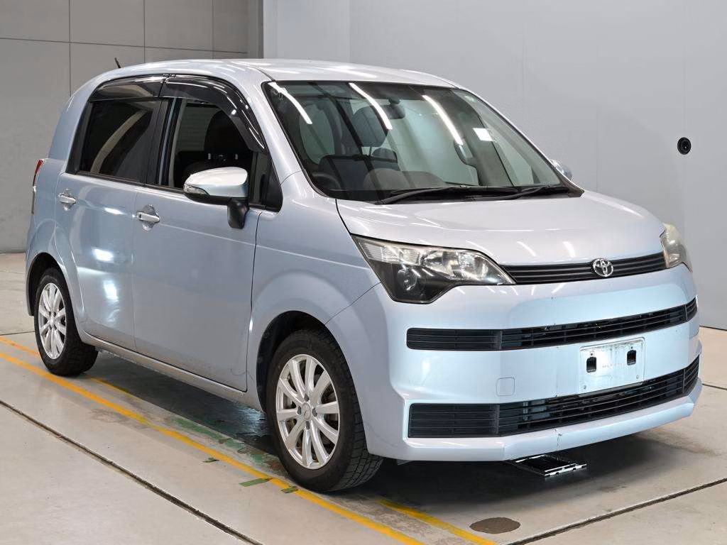 TOYOTA SPADE