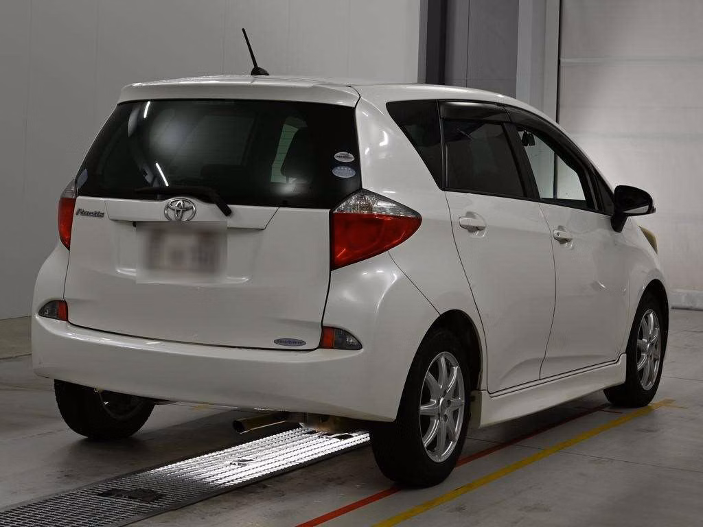 TOYOTA RACTIS