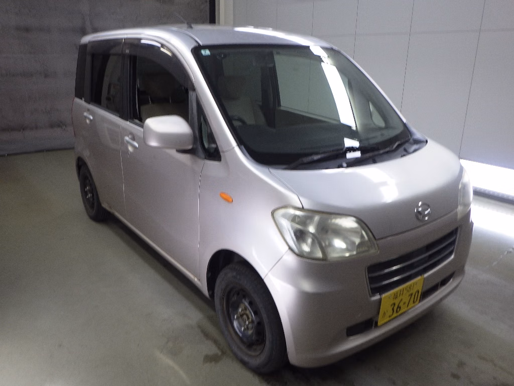 DAIHATSU TANTO EXE