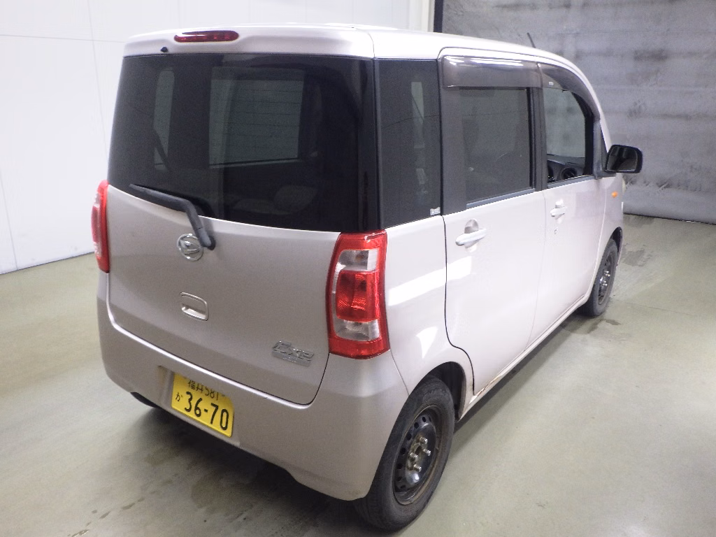 DAIHATSU TANTO EXE