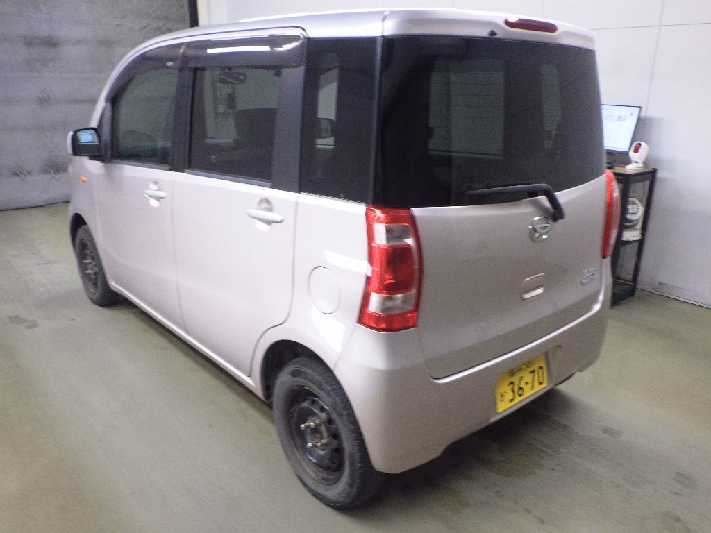 DAIHATSU TANTO EXE