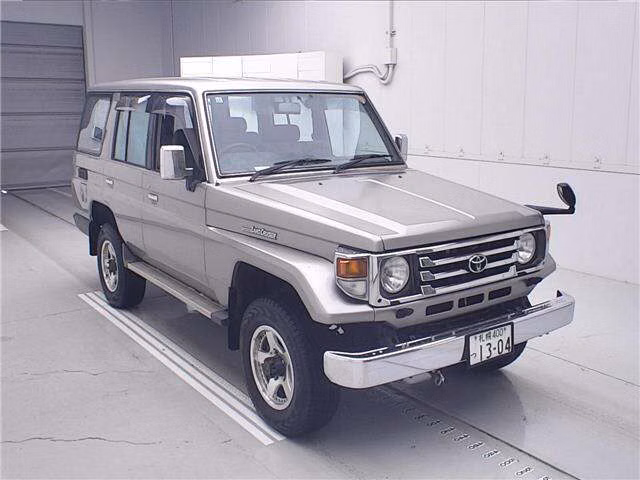 TOYOTA LAND CRUISER