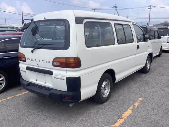 MITSUBISHI DELICA