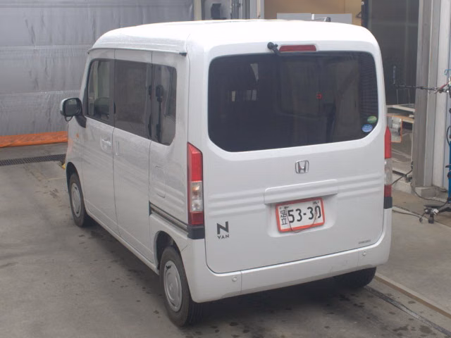 HONDA N-VAN