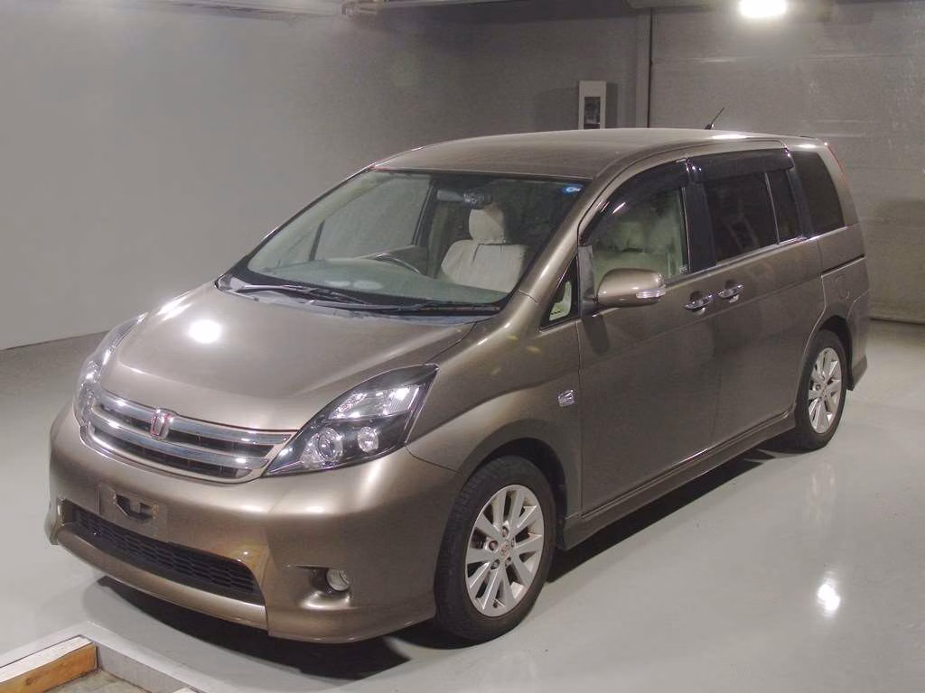 TOYOTA ISIS