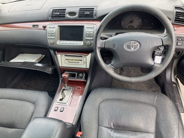 TOYOTA BREVIS