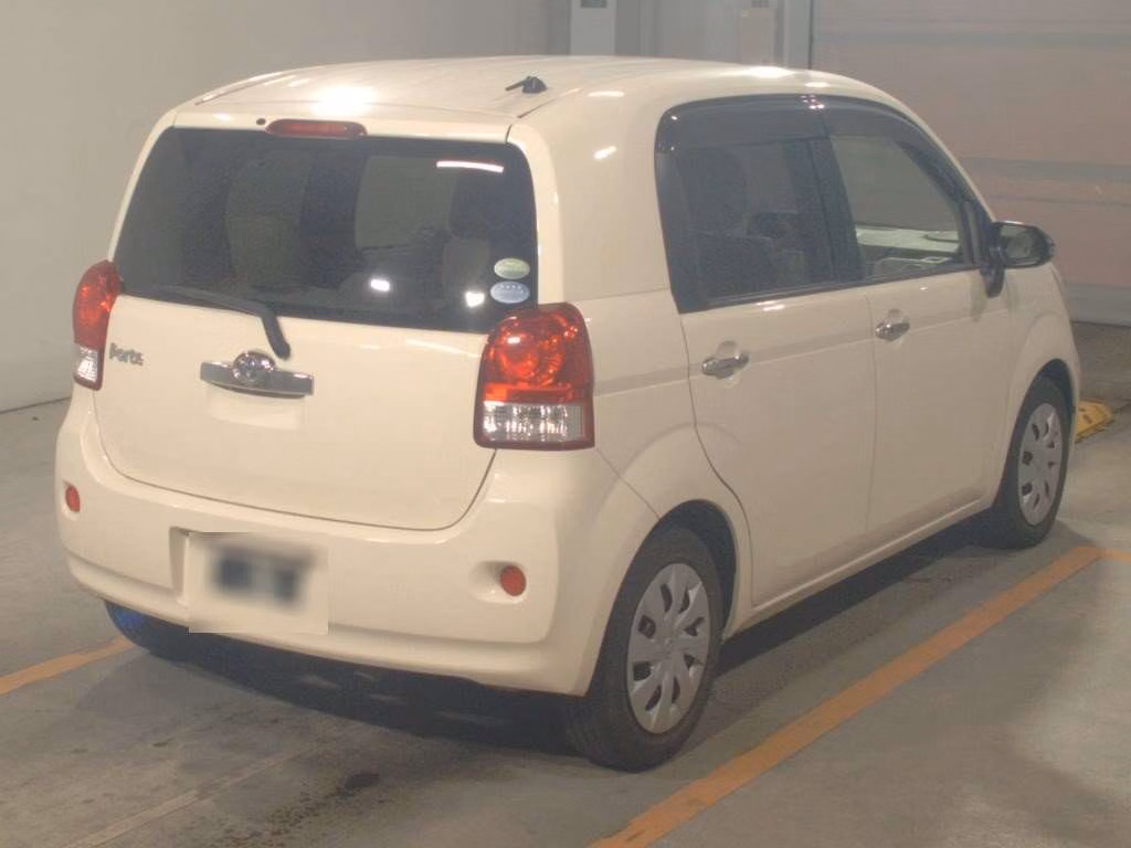 TOYOTA PORTE
