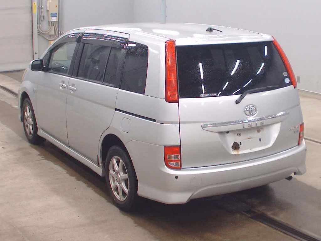 TOYOTA ISIS