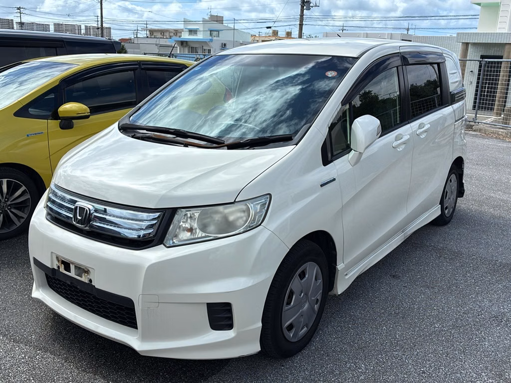 HONDA FREED SPIKE