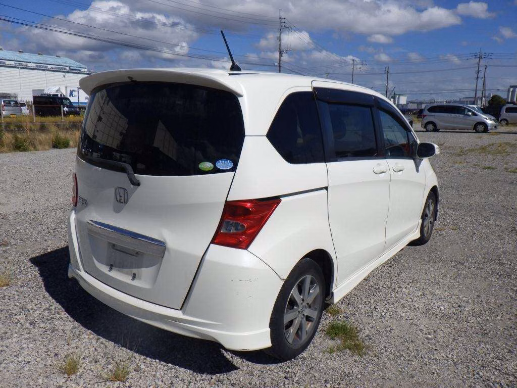 HONDA FREED