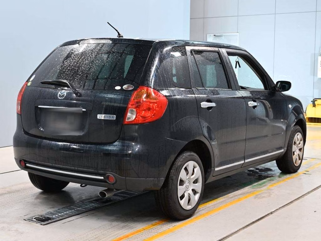 MAZDA VERISA