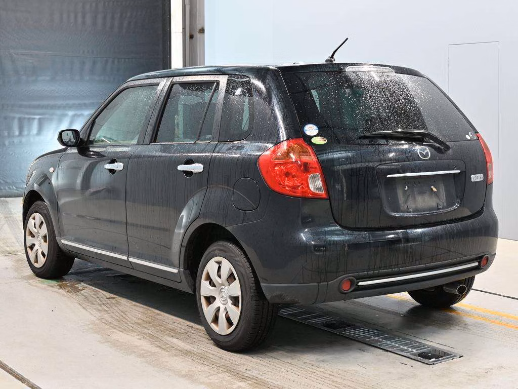 MAZDA VERISA