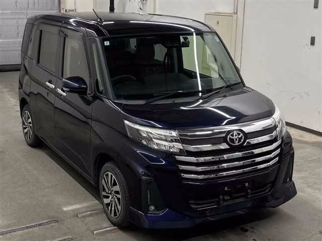 TOYOTA TANK