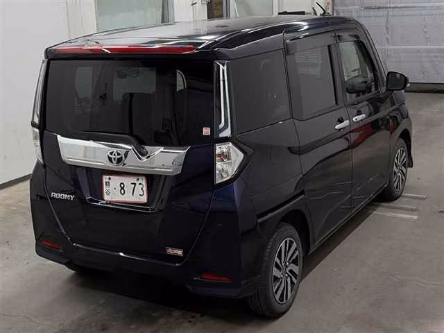TOYOTA TANK