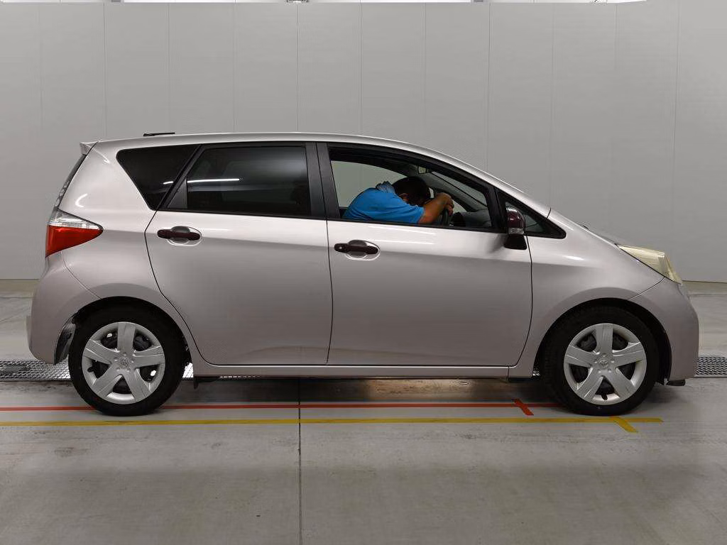 TOYOTA RACTIS