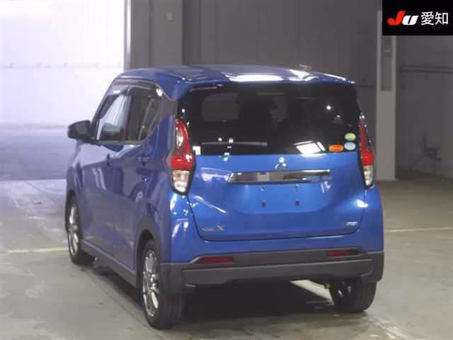 MITSUBISHI EK X