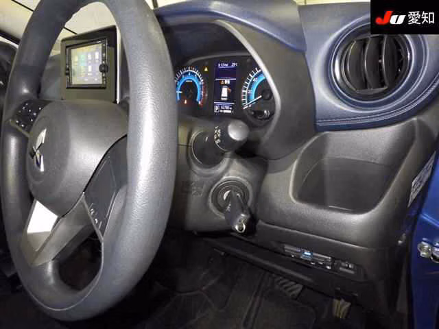MITSUBISHI EK X
