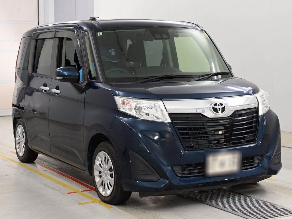 TOYOTA ROOMY
