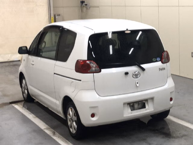TOYOTA PORTE