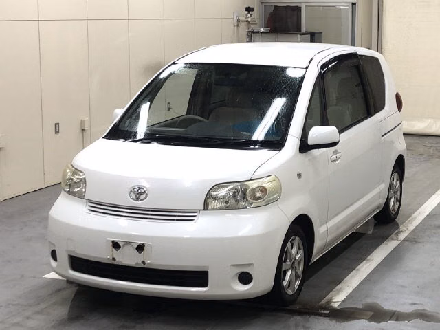 TOYOTA PORTE