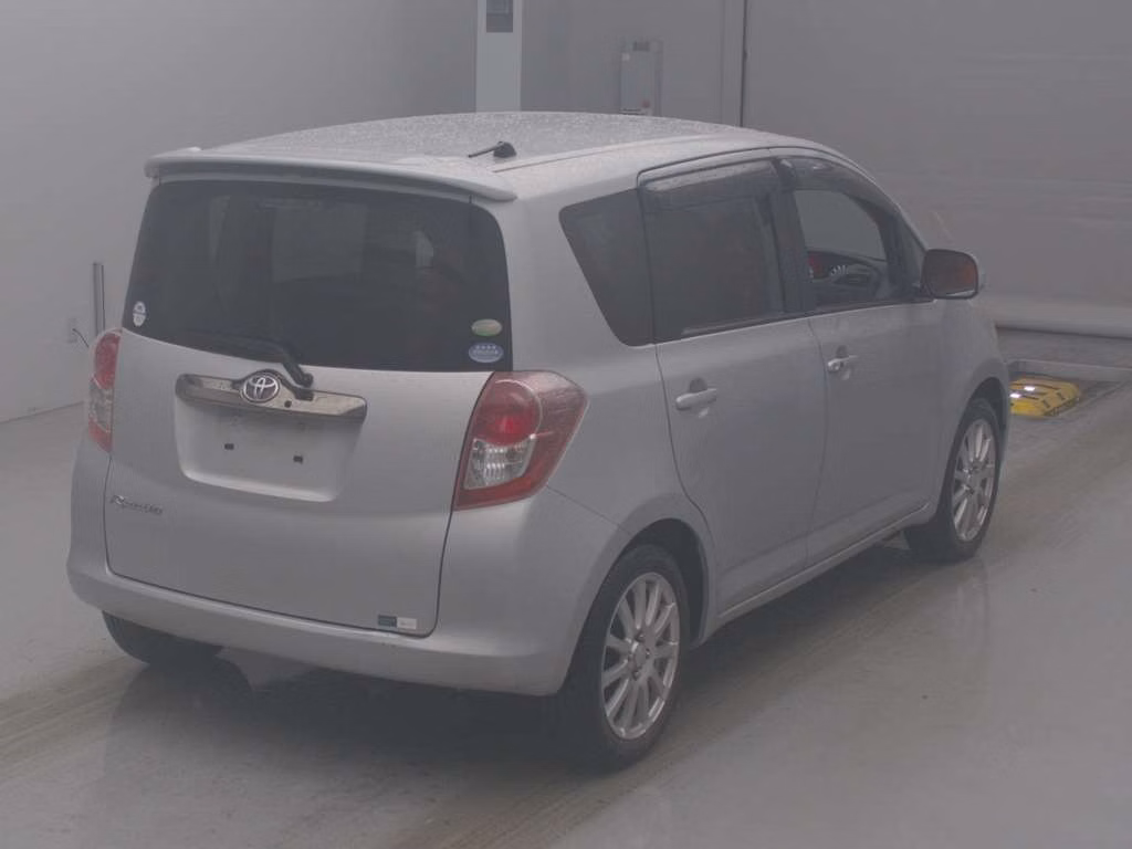 TOYOTA RACTIS