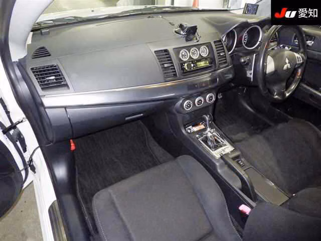 MITSUBISHI GALANT FORTIS