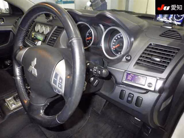 MITSUBISHI GALANT FORTIS