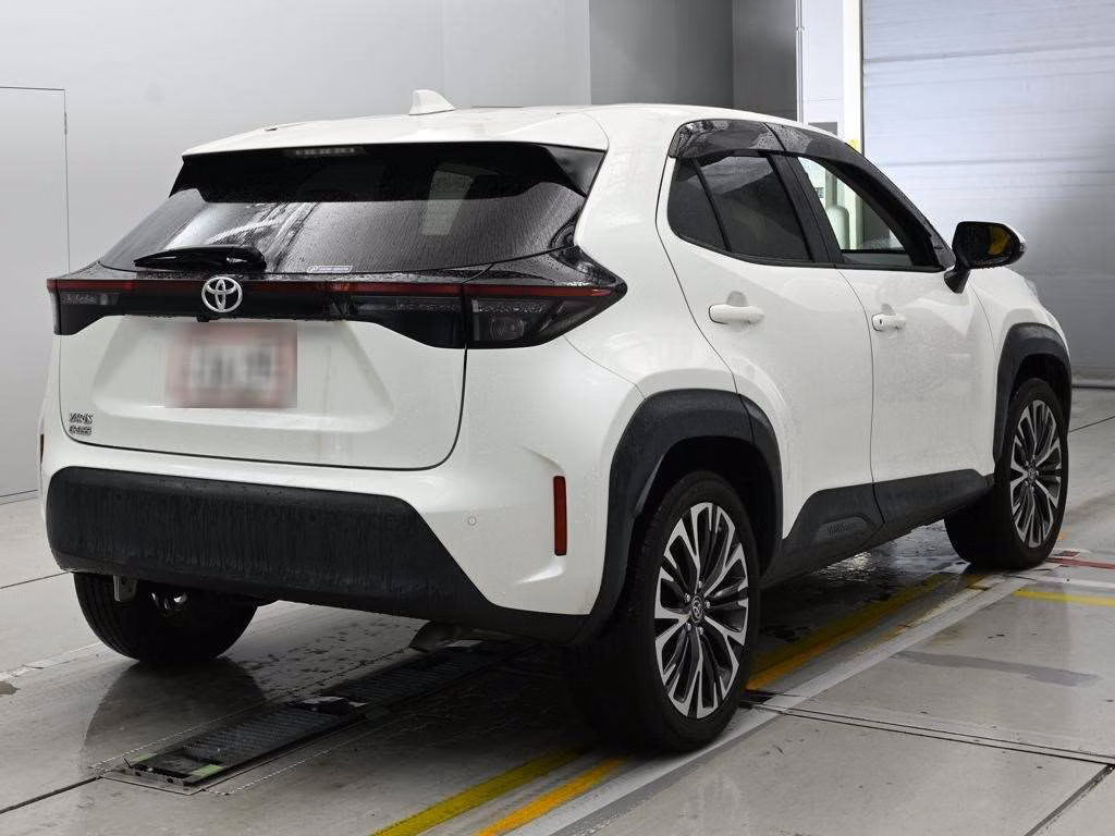 TOYOTA YARIS CROSS
