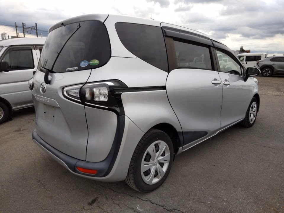 TOYOTA SIENTA
