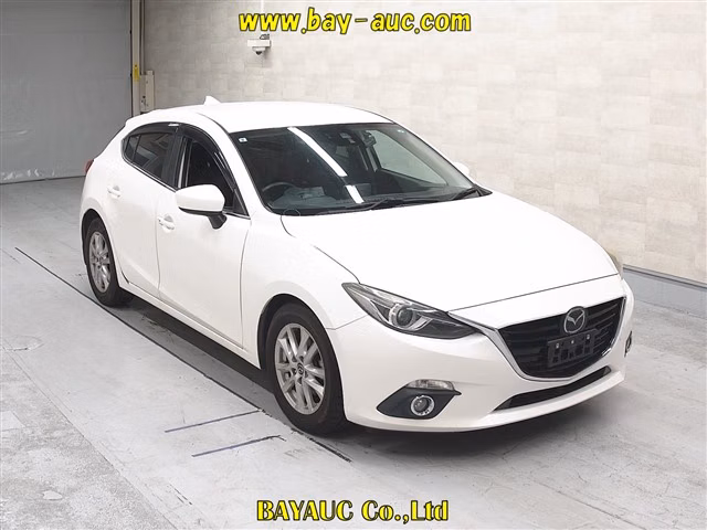 MAZDA AXELA