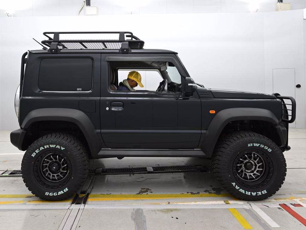 SUZUKI JIMNY SIERRA