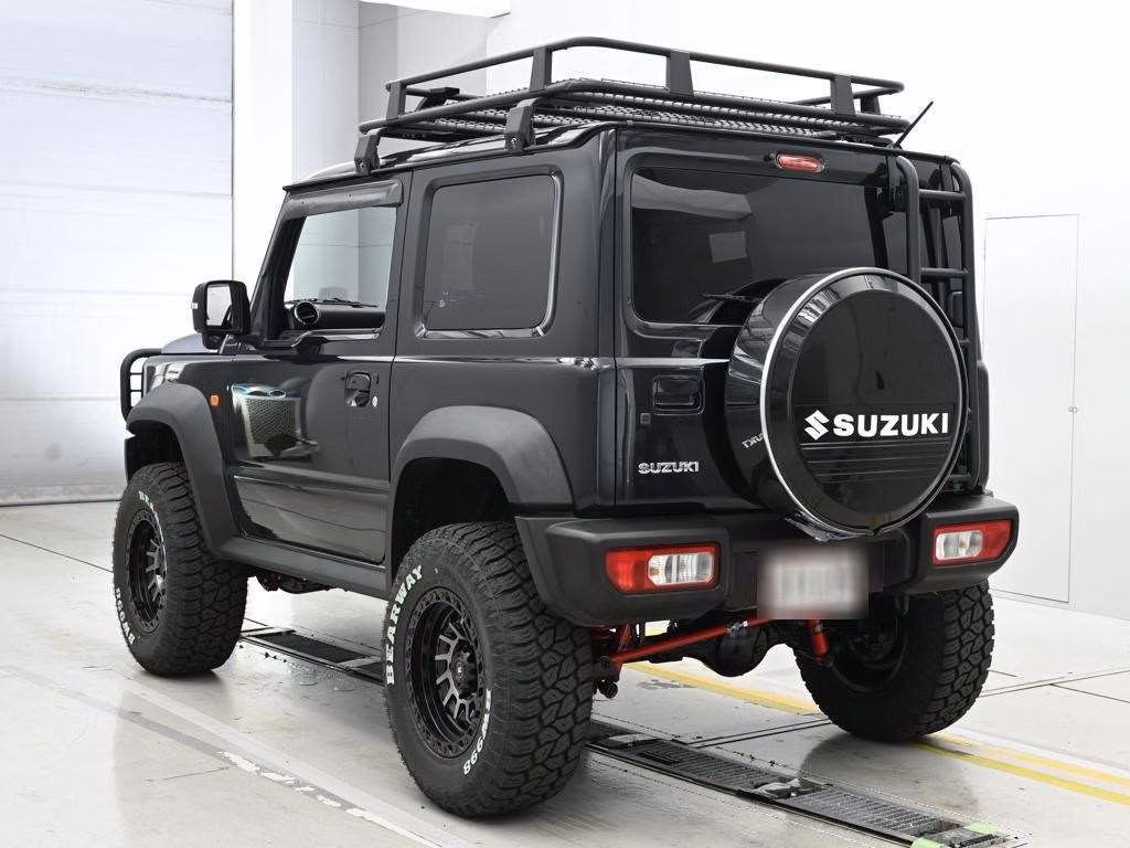 SUZUKI JIMNY SIERRA
