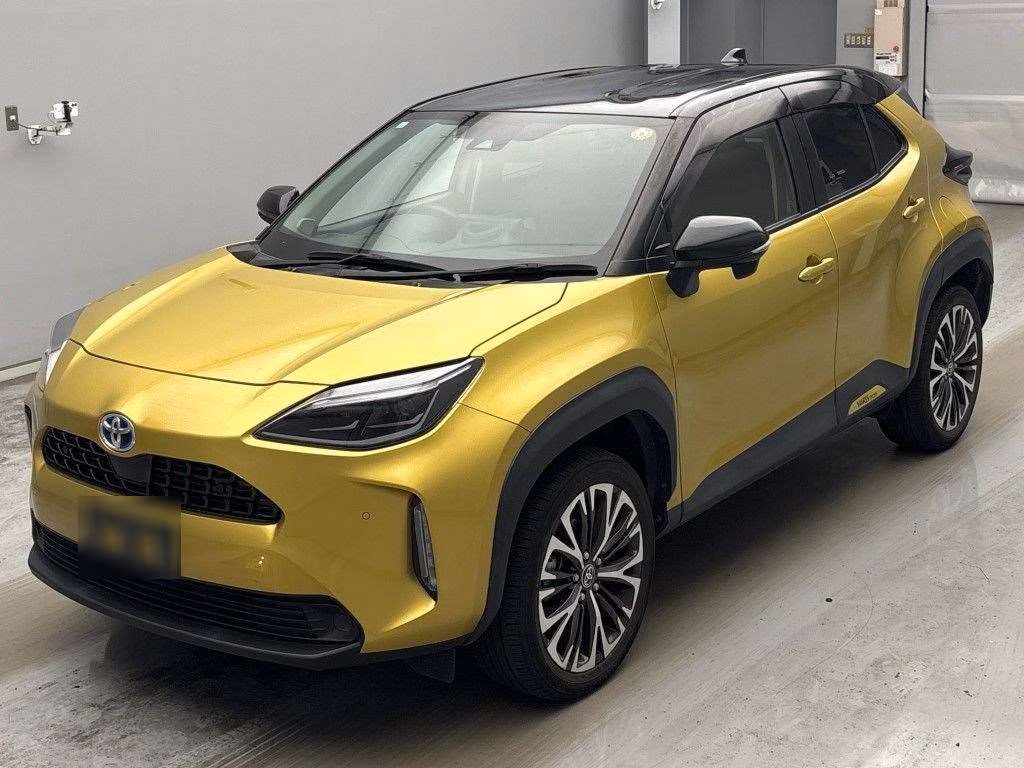 TOYOTA YARIS CROSS